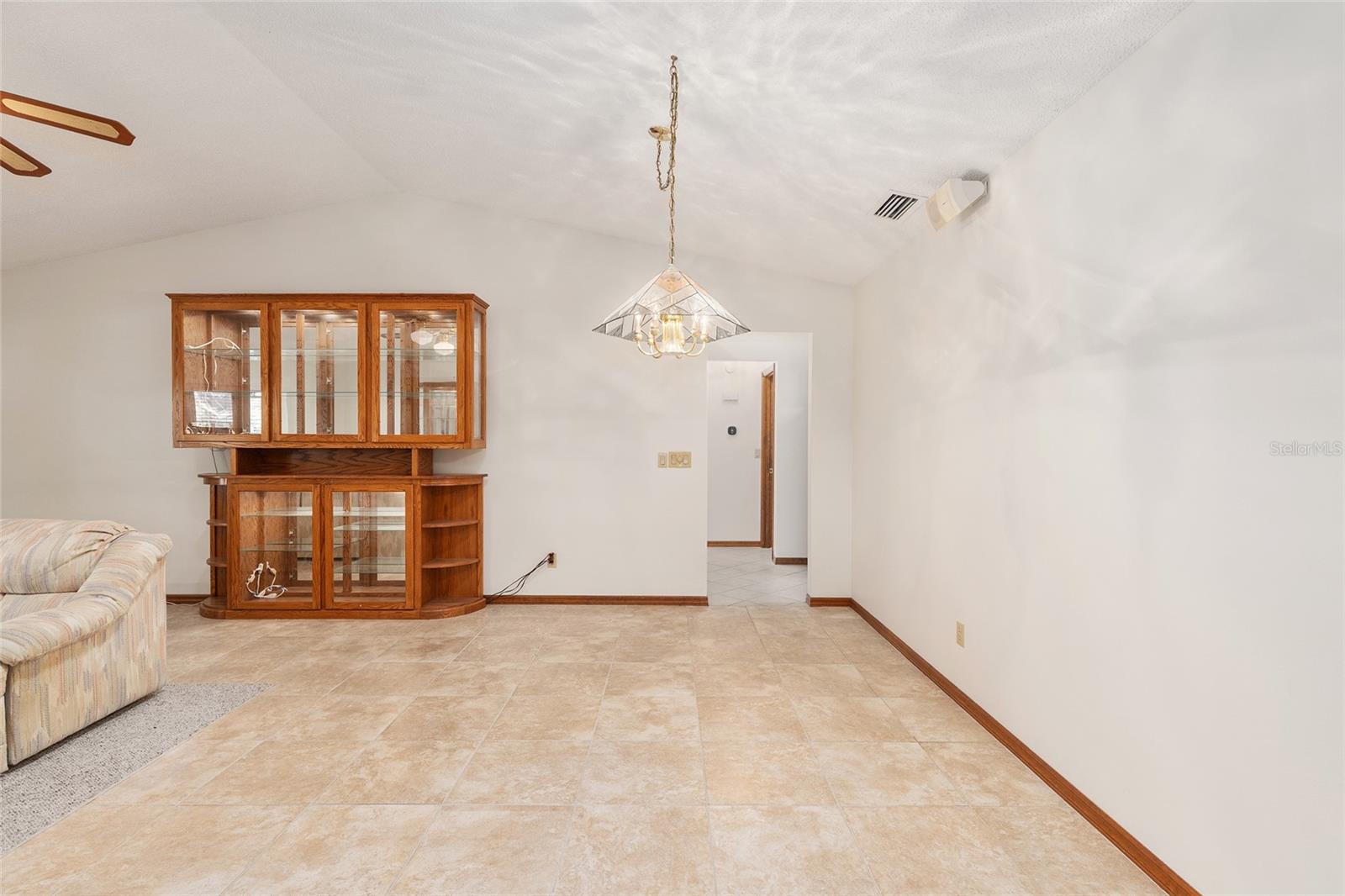Image 19 of 52 For 8560 93rd Lane G