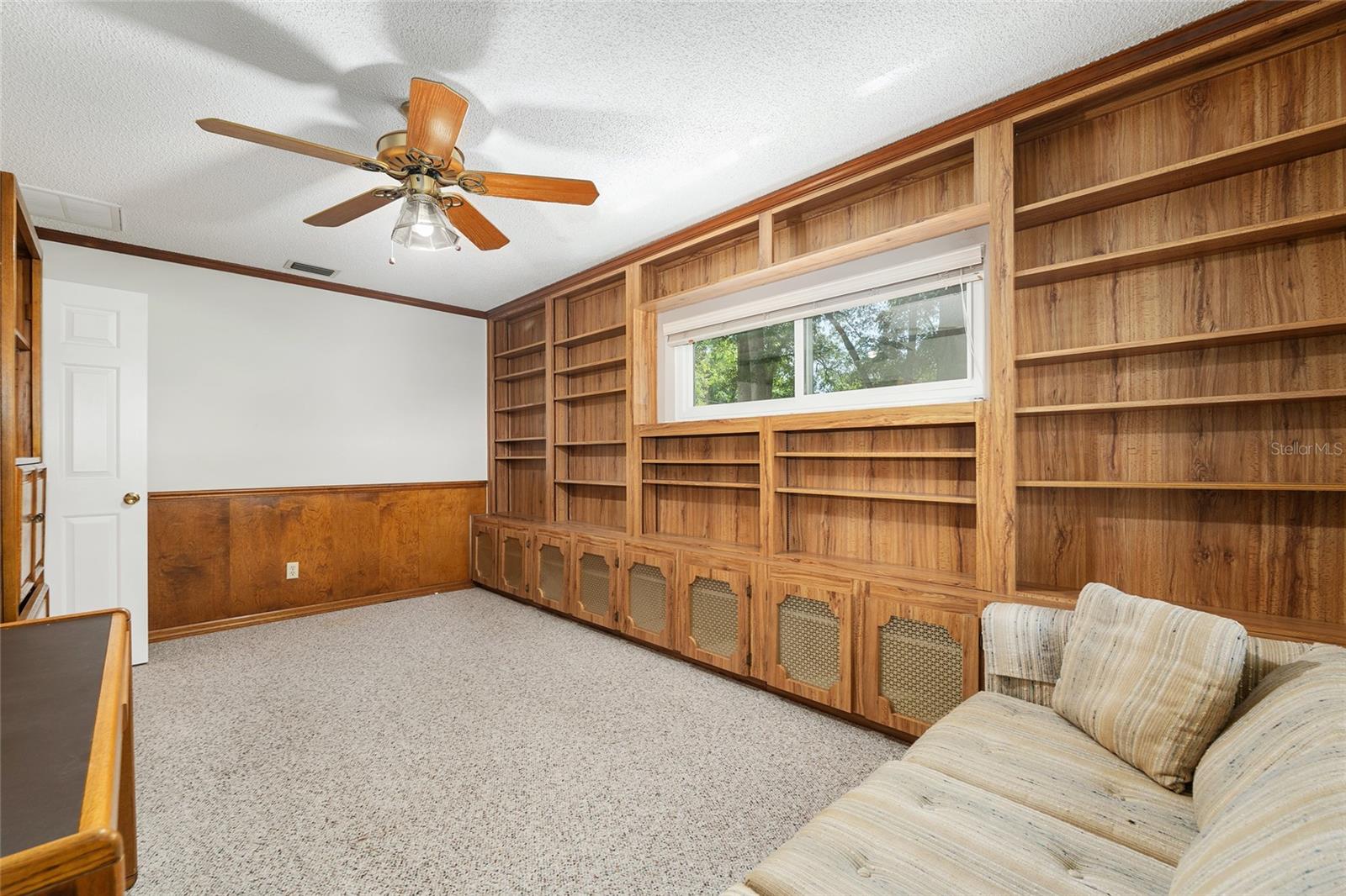 Image 23 of 52 For 8560 93rd Lane G