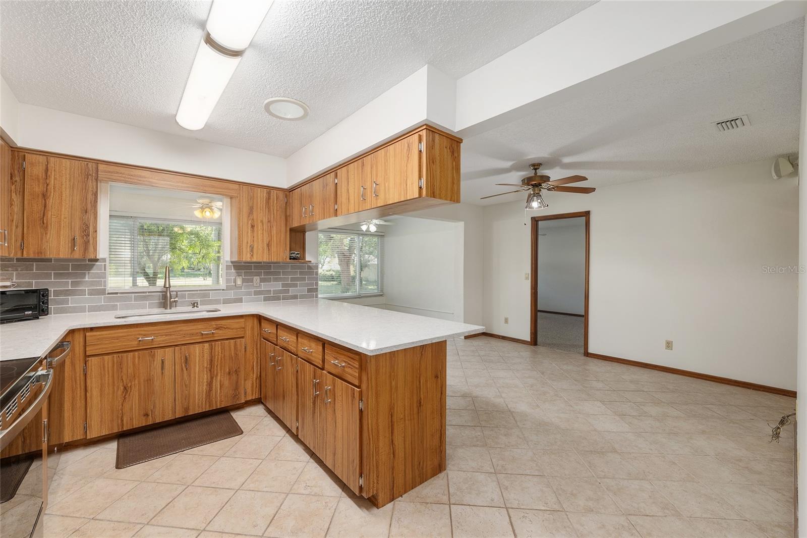 Image 28 of 52 For 8560 93rd Lane G