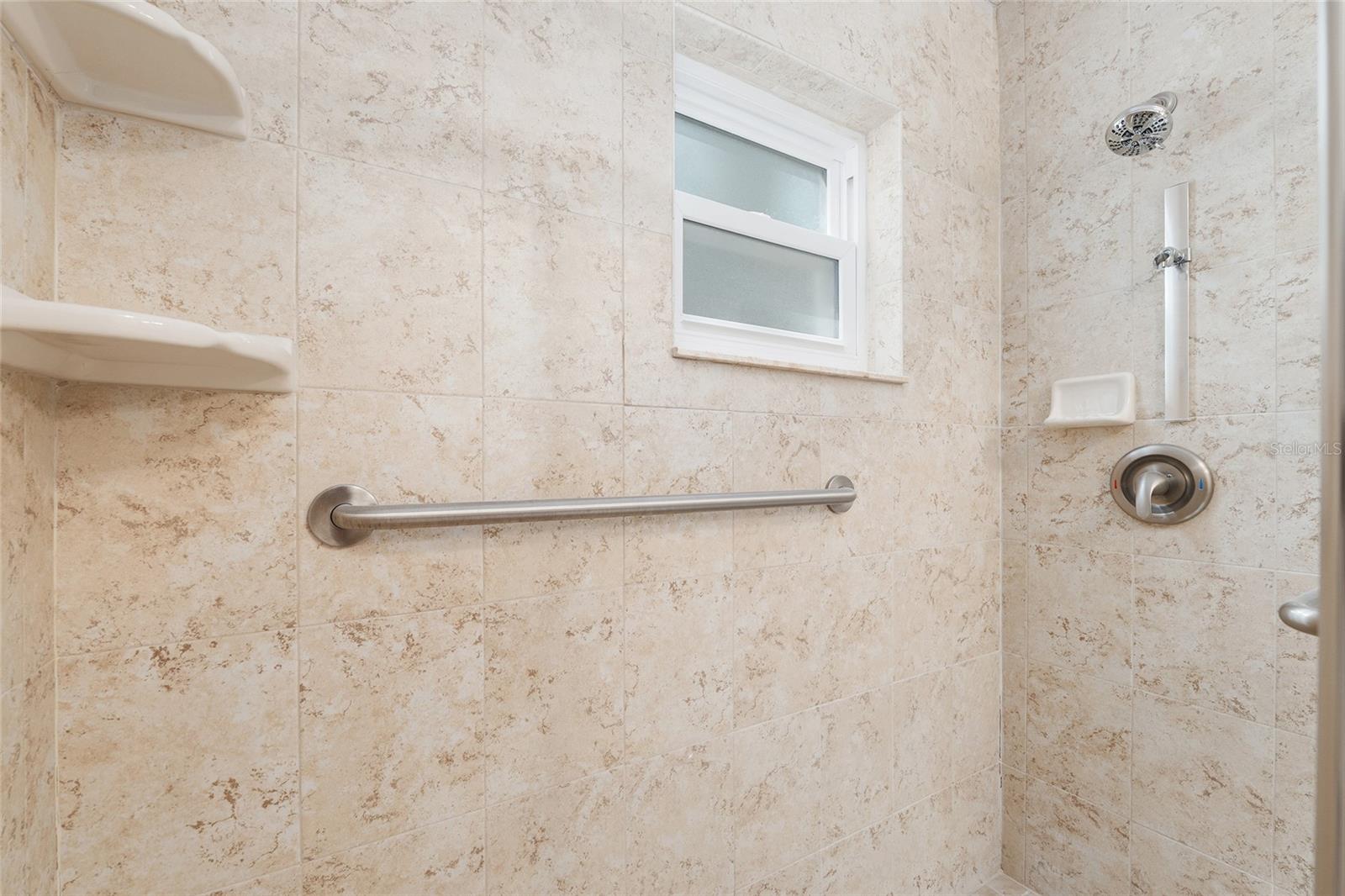 Image 39 of 52 For 8560 93rd Lane G