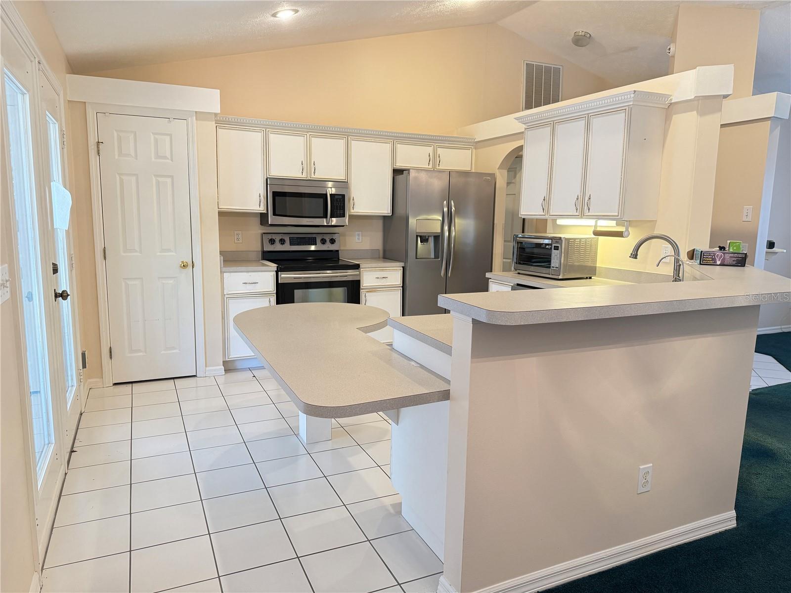 Image 4 of 26 For 4262 35th Avenue Road
