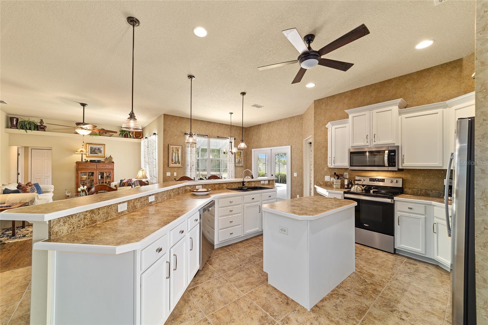 Image 5 of 22 For 4615 35th Place