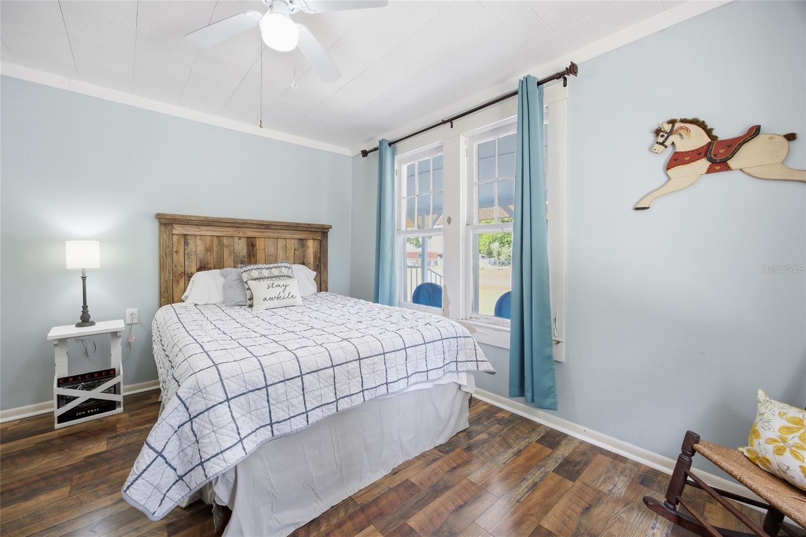 Image 19 of 44 For 124 1st Street