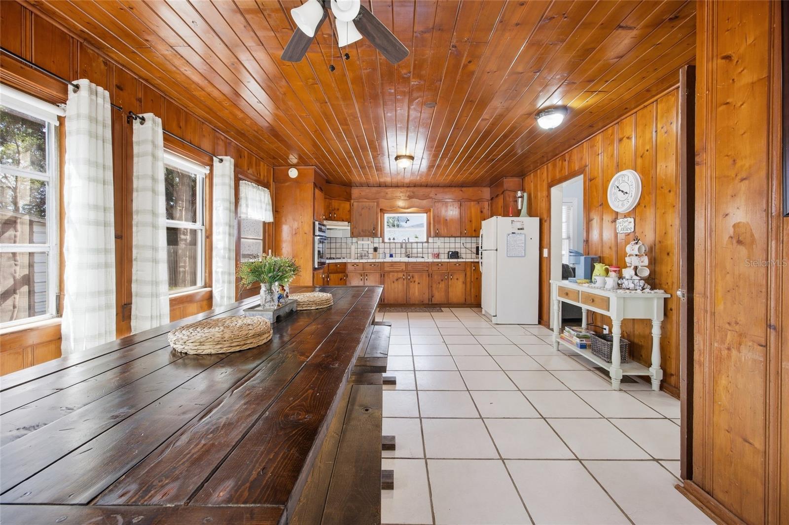 Image 23 of 44 For 124 1st Street