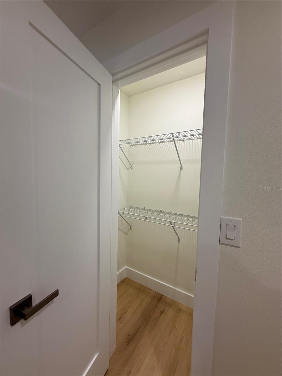 Image 26 of 44 For 1908 51st Avenue W