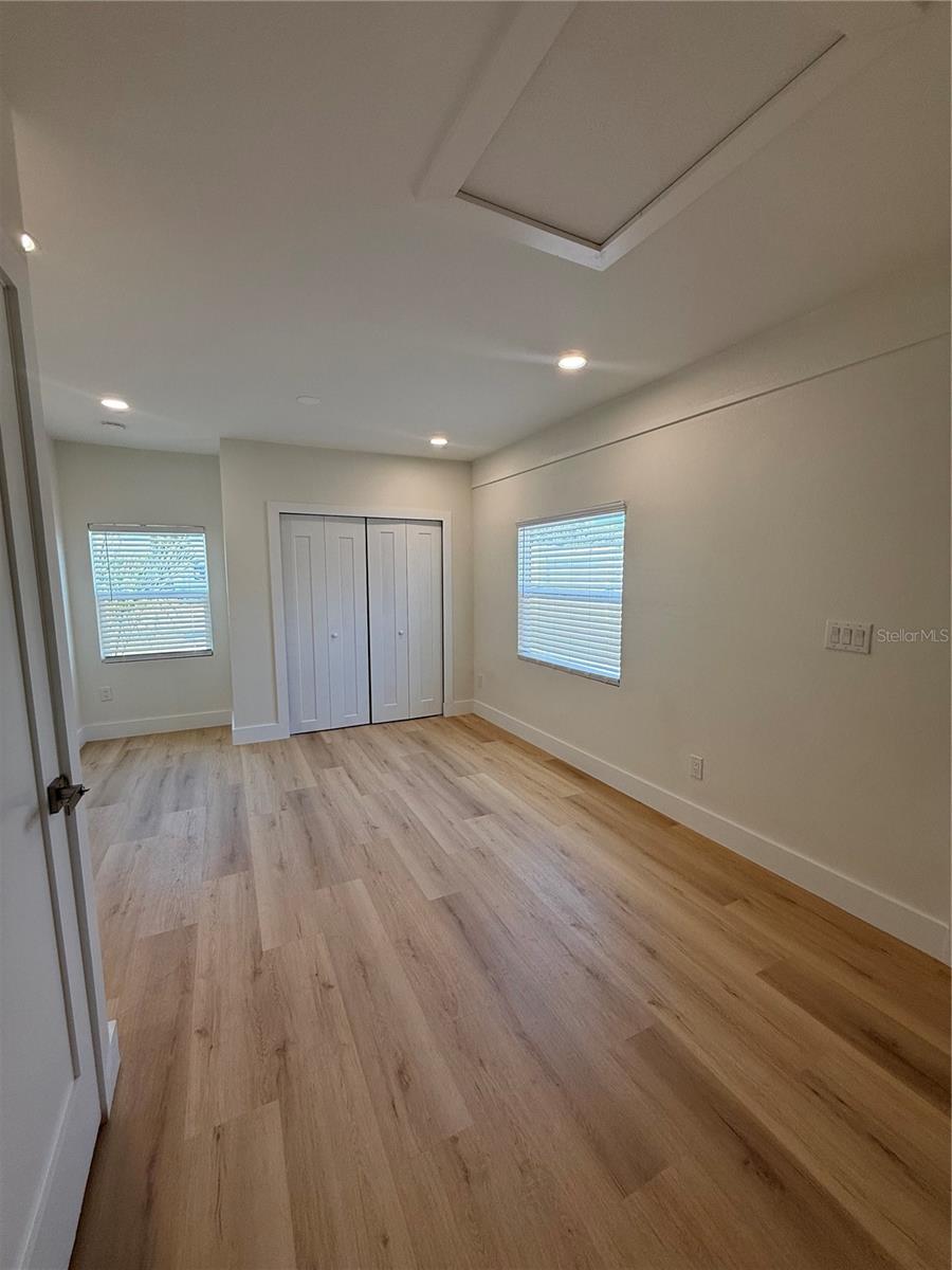Image 33 of 44 For 1908 51st Avenue W