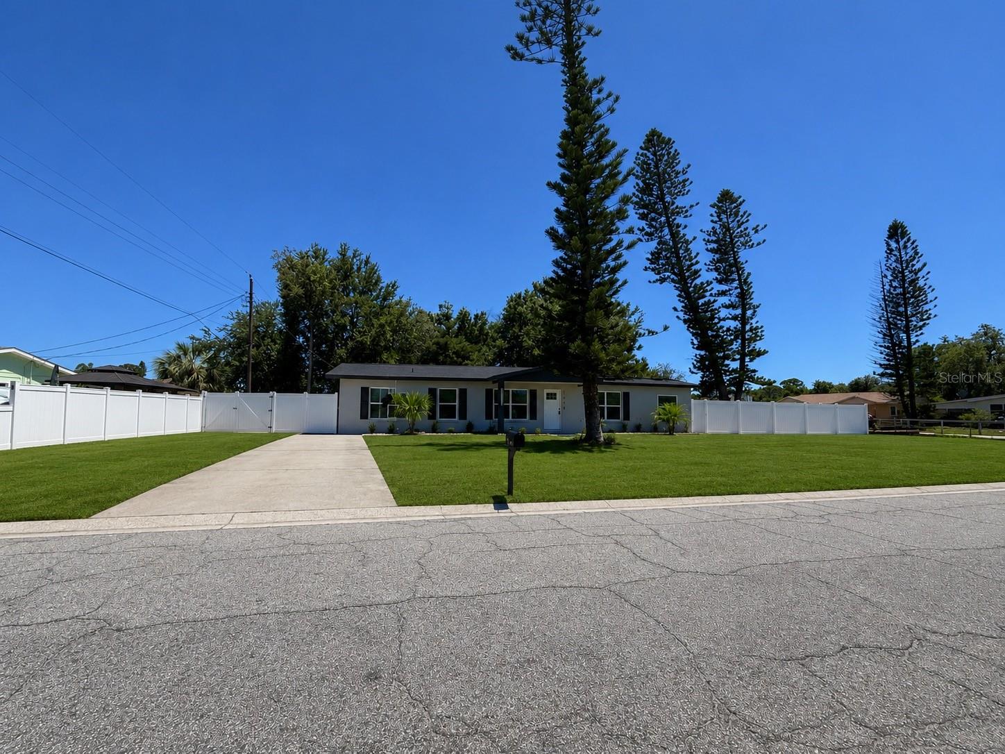 Image 44 of 44 For 1908 51st Avenue W