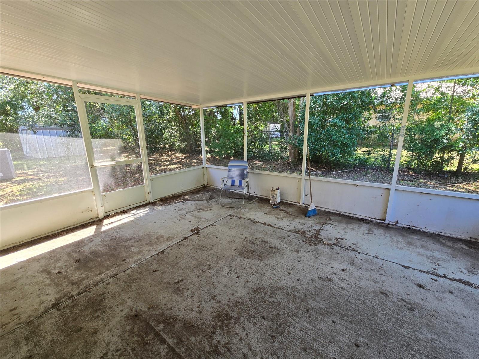 Image 15 of 16 For 2900 49th Street
