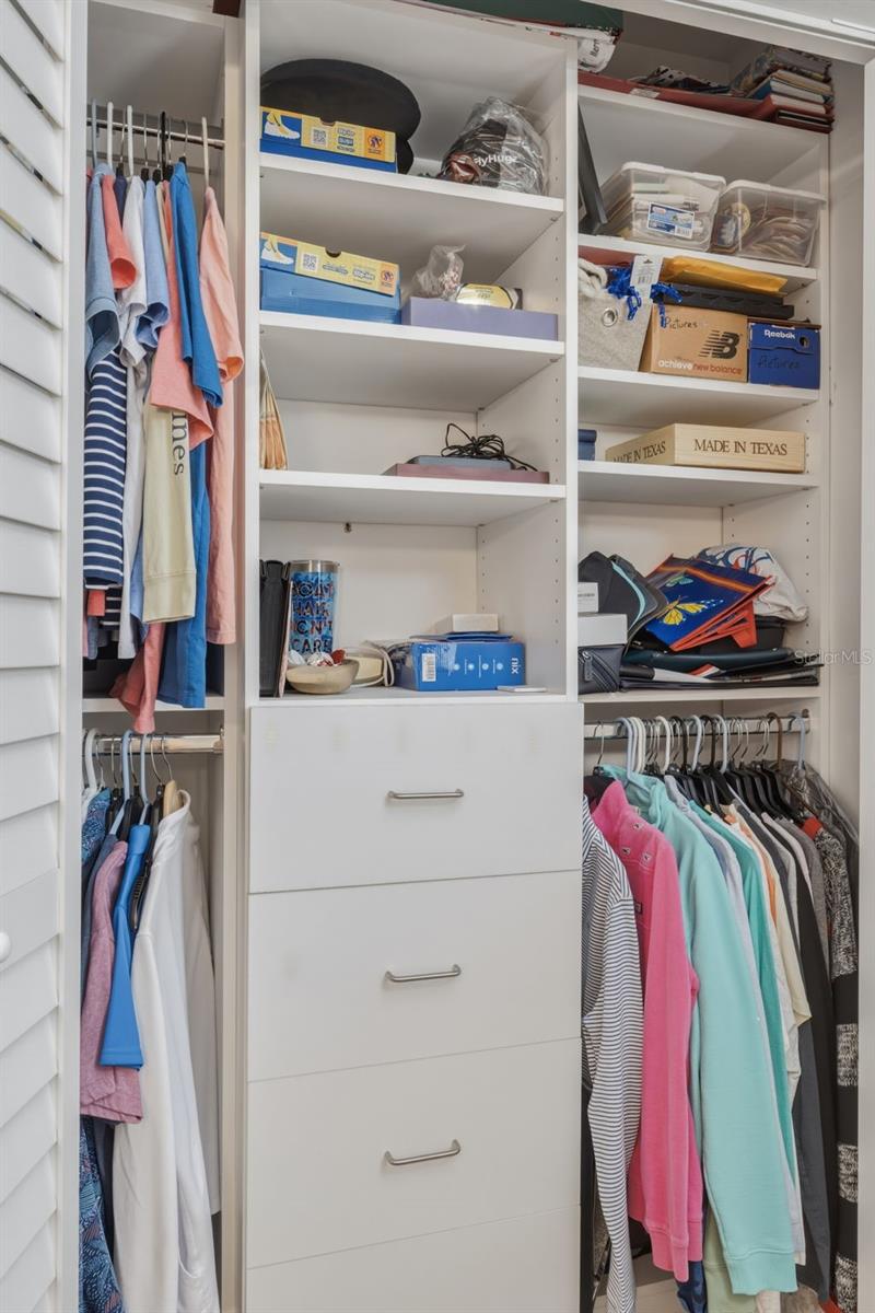 Image 25 of 29 For 1520 Glen Oaks Drive E 247