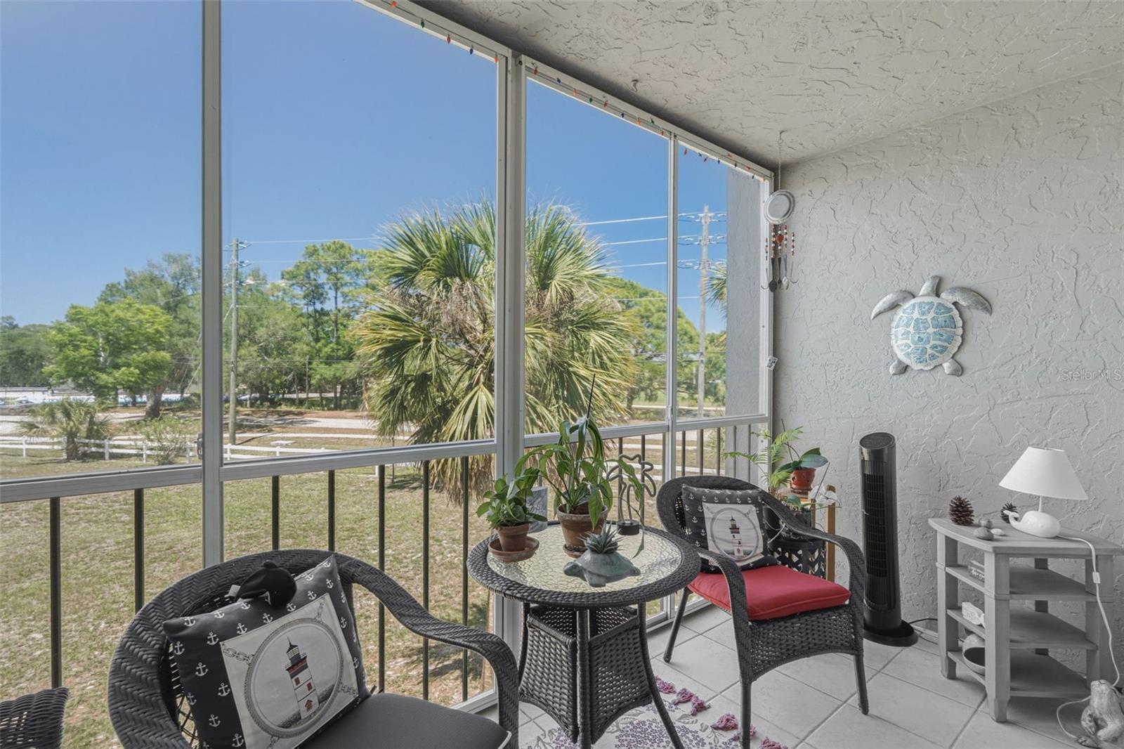 Image 26 of 29 For 1520 Glen Oaks Drive E 247