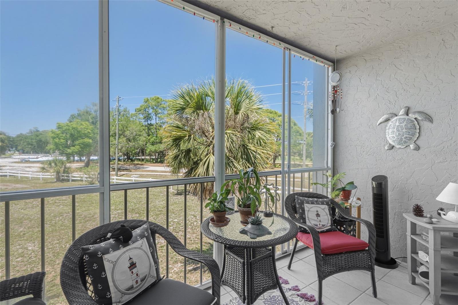 Image 27 of 29 For 1520 Glen Oaks Drive E 247