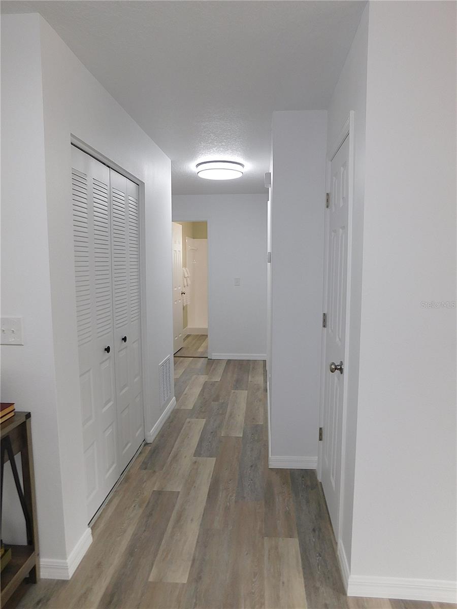 Image 30 of 72 For 6875 25th Avenue