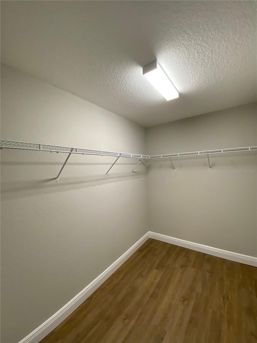 Image 17 of 29 For 9065 Akola Way