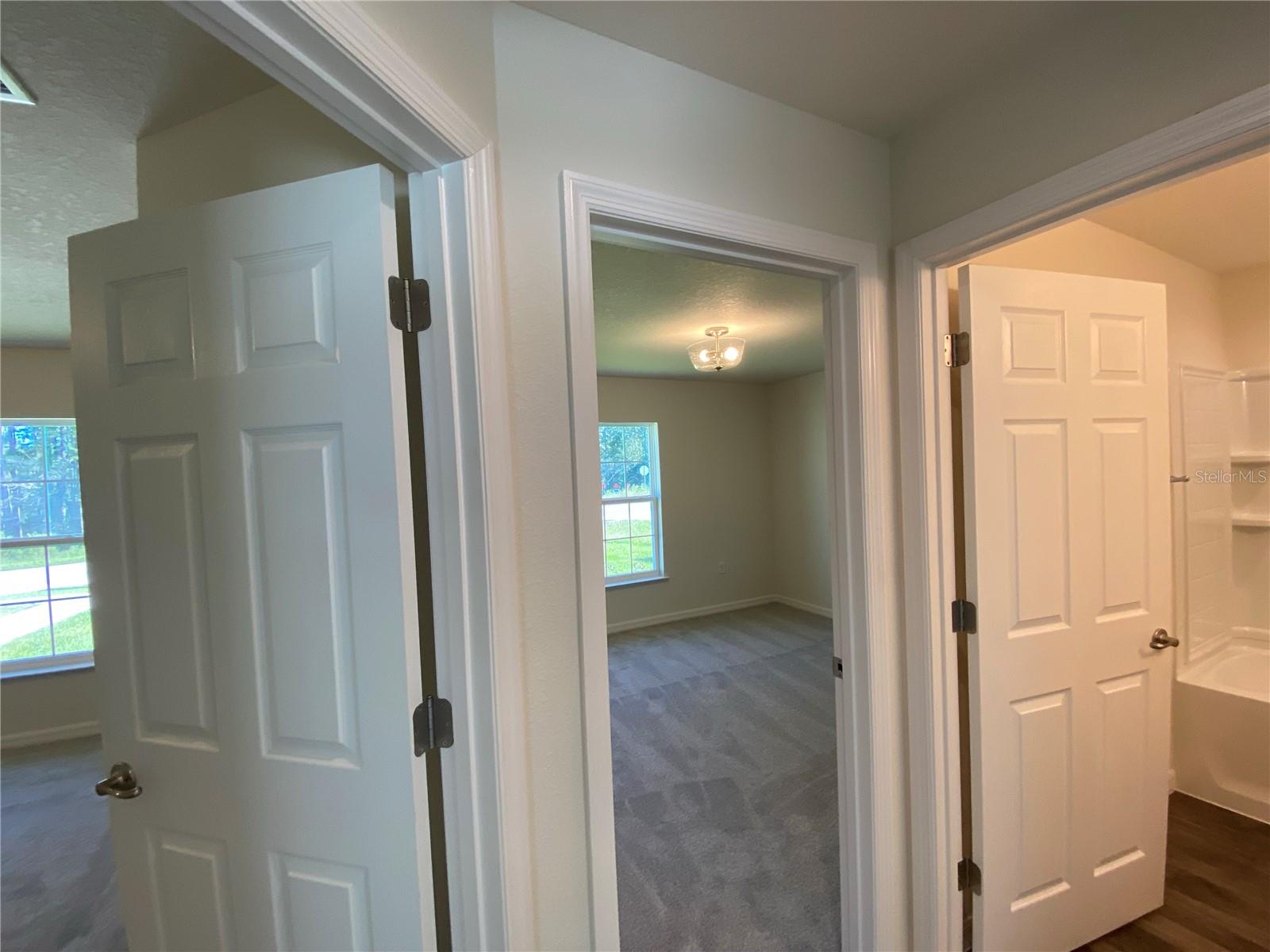 Image 19 of 32 For 8190 Wakefield Drive