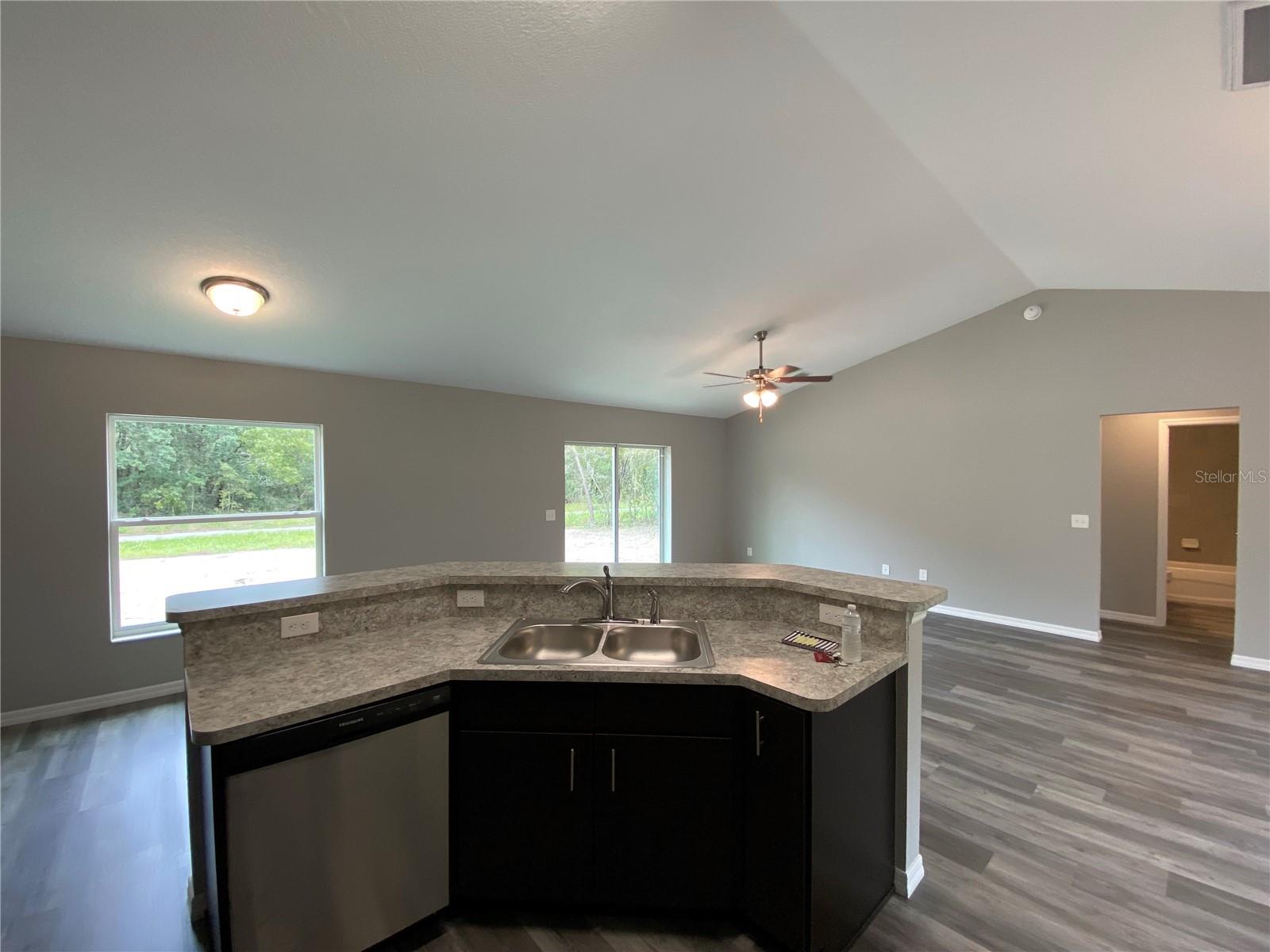 Image 11 of 25 For 15945 57th Terrace Road