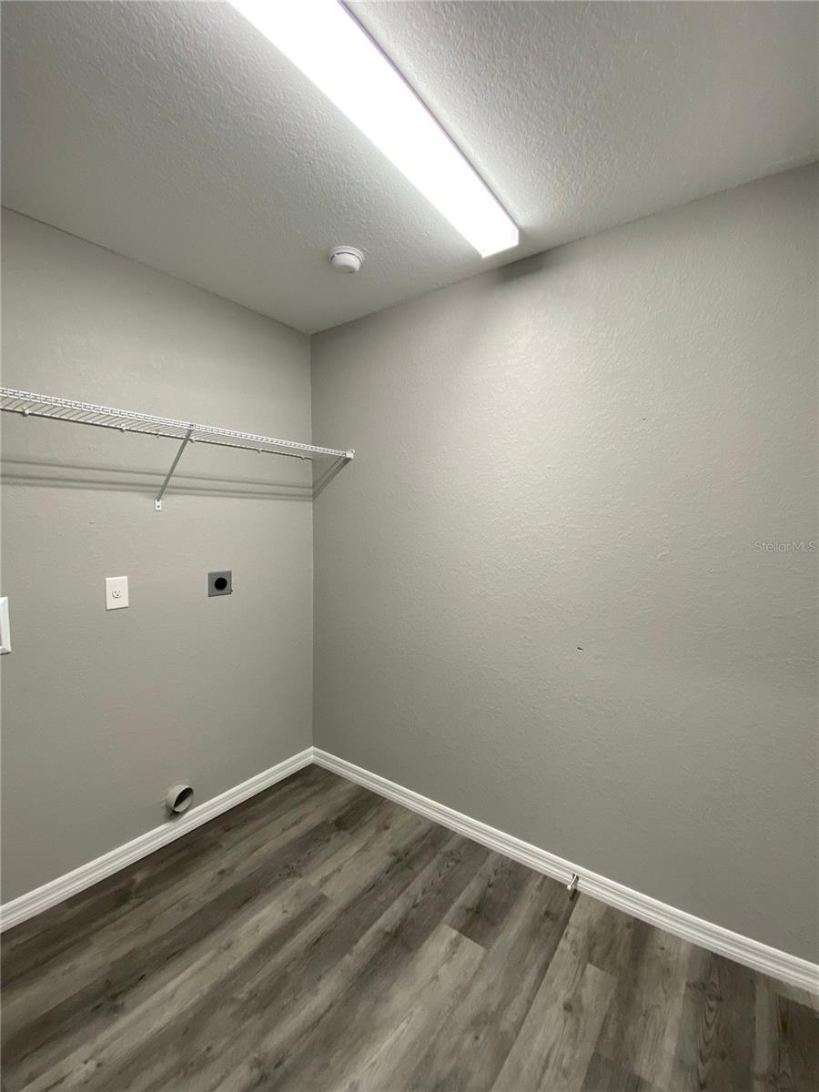 Image 13 of 25 For 15945 57th Terrace Road