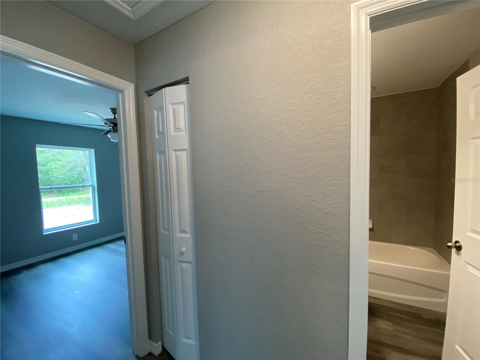 Image 15 of 25 For 15945 57th Terrace Road