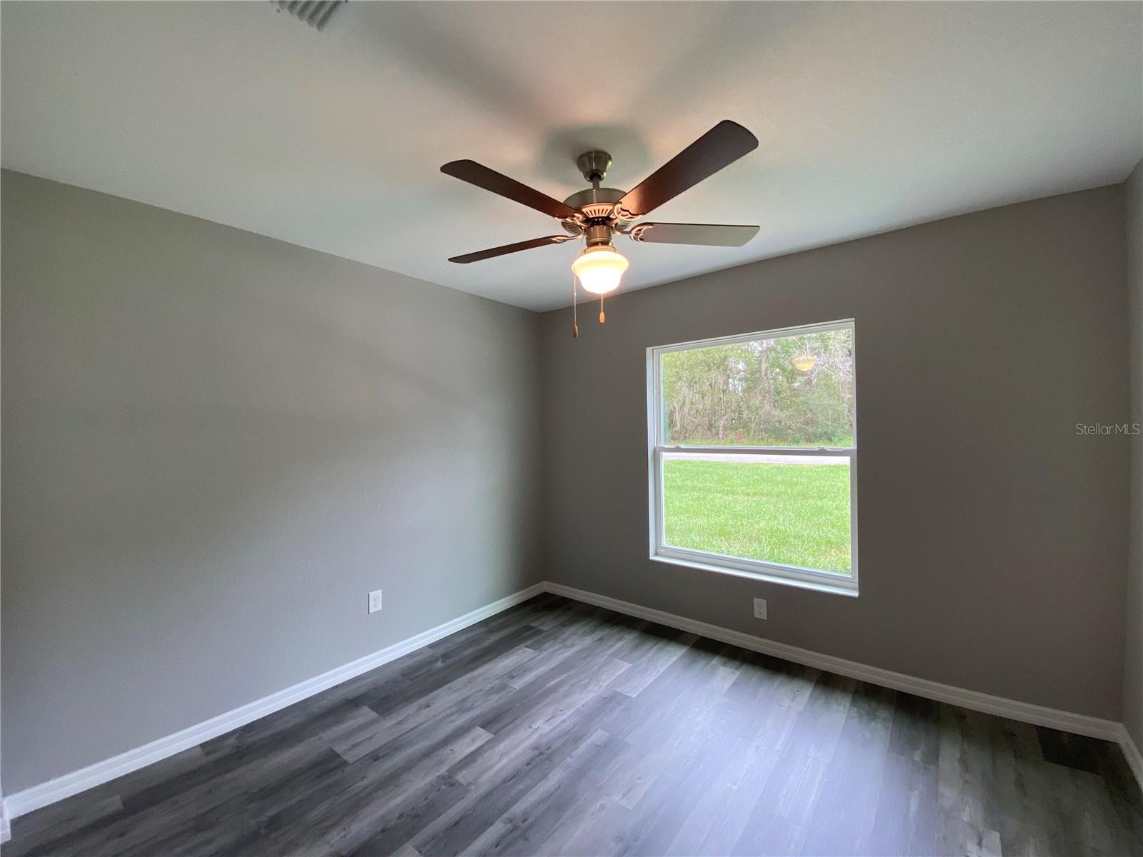 Image 22 of 25 For 15945 57th Terrace Road