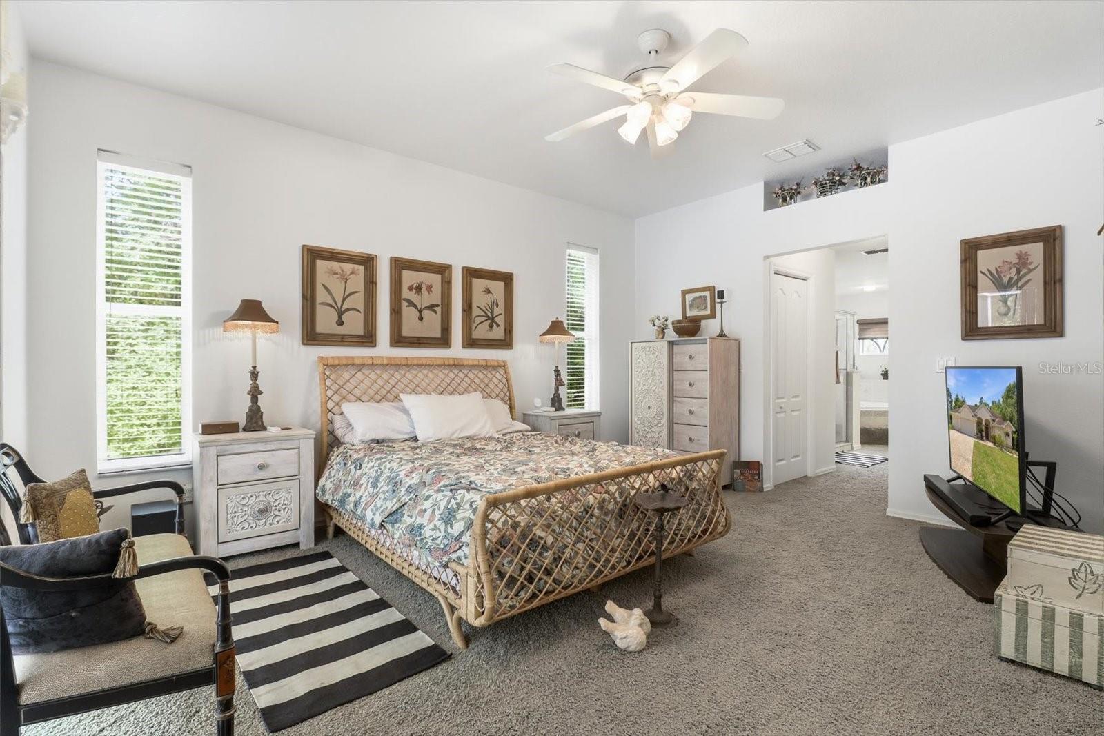 Listing photo id 19 for 4 Poppy Court