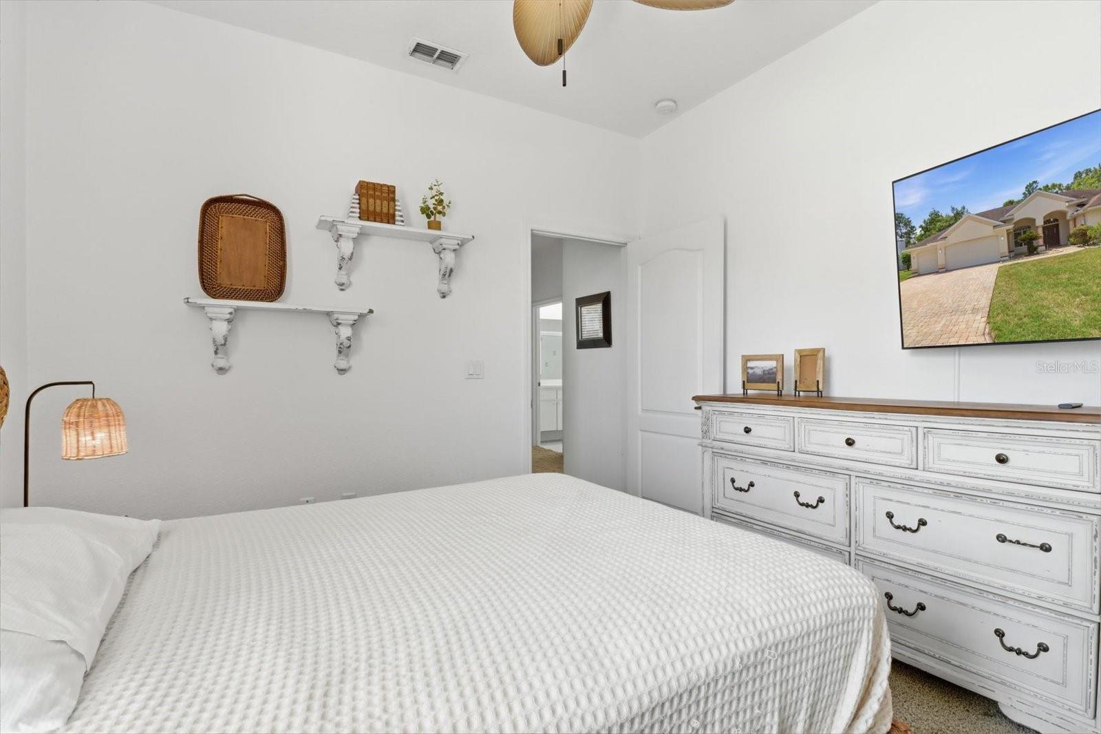 Listing photo id 26 for 4 Poppy Court