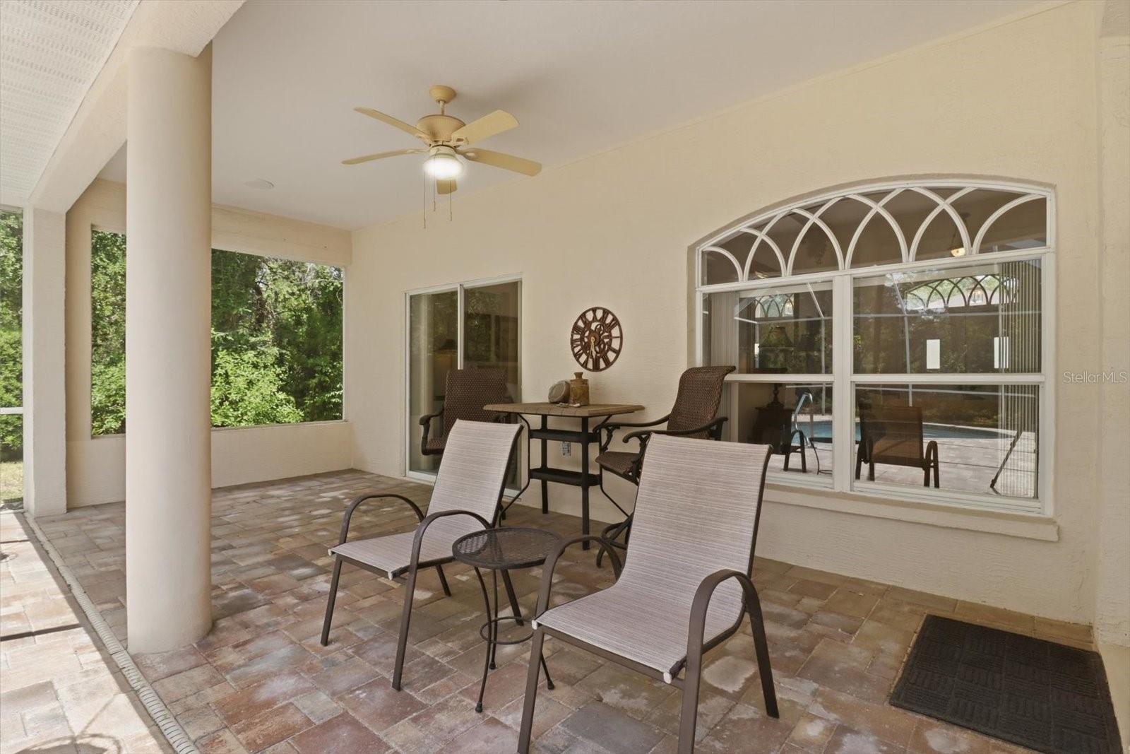 Listing photo id 37 for 4 Poppy Court