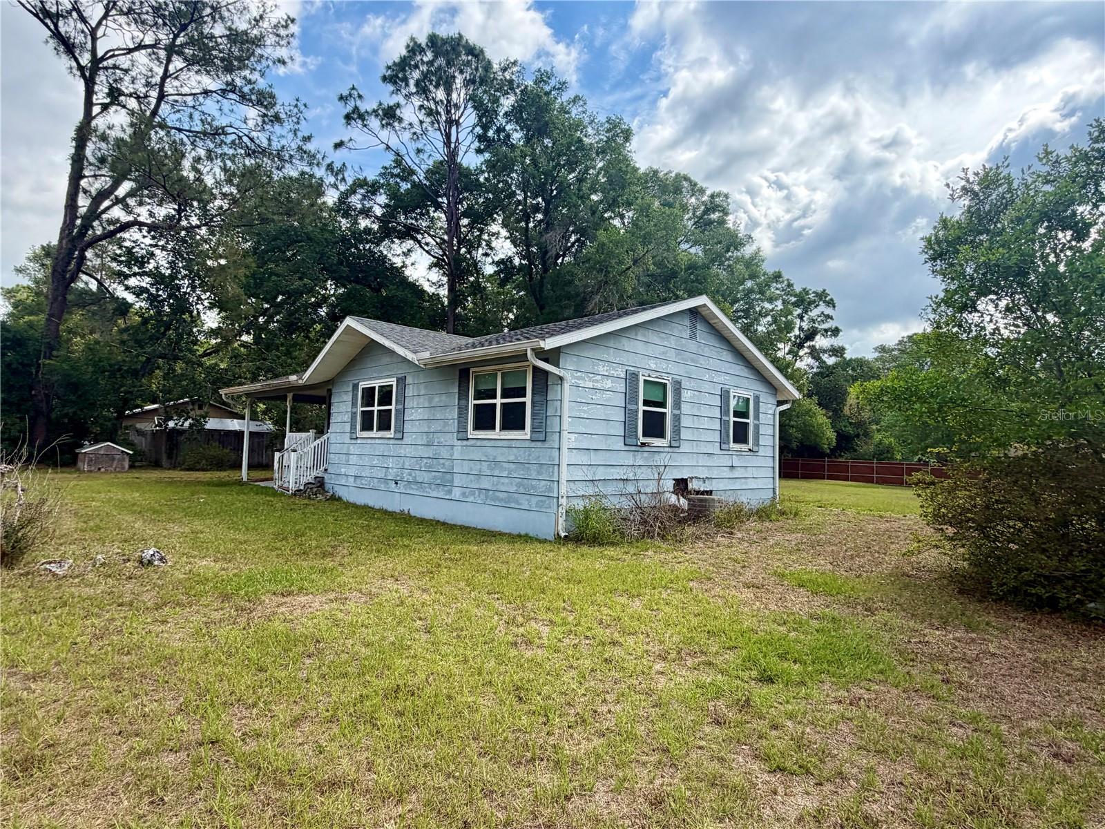 Image 21 of 26 For 6105 57th Court