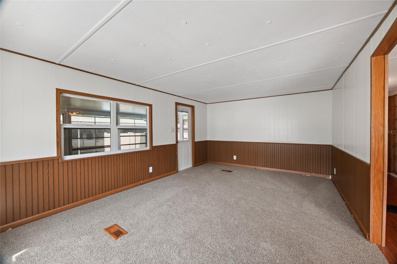 Image 14 of 38 For 581 64th Avenue