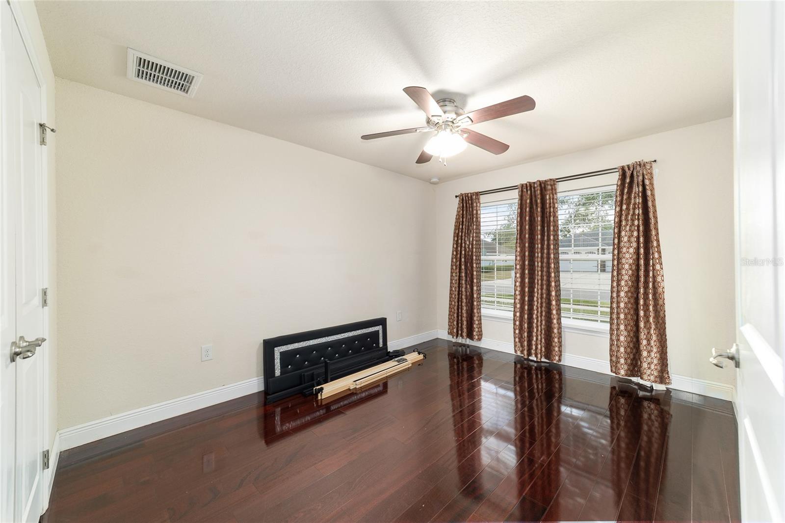 Image 19 of 78 For 4719 62nd Street