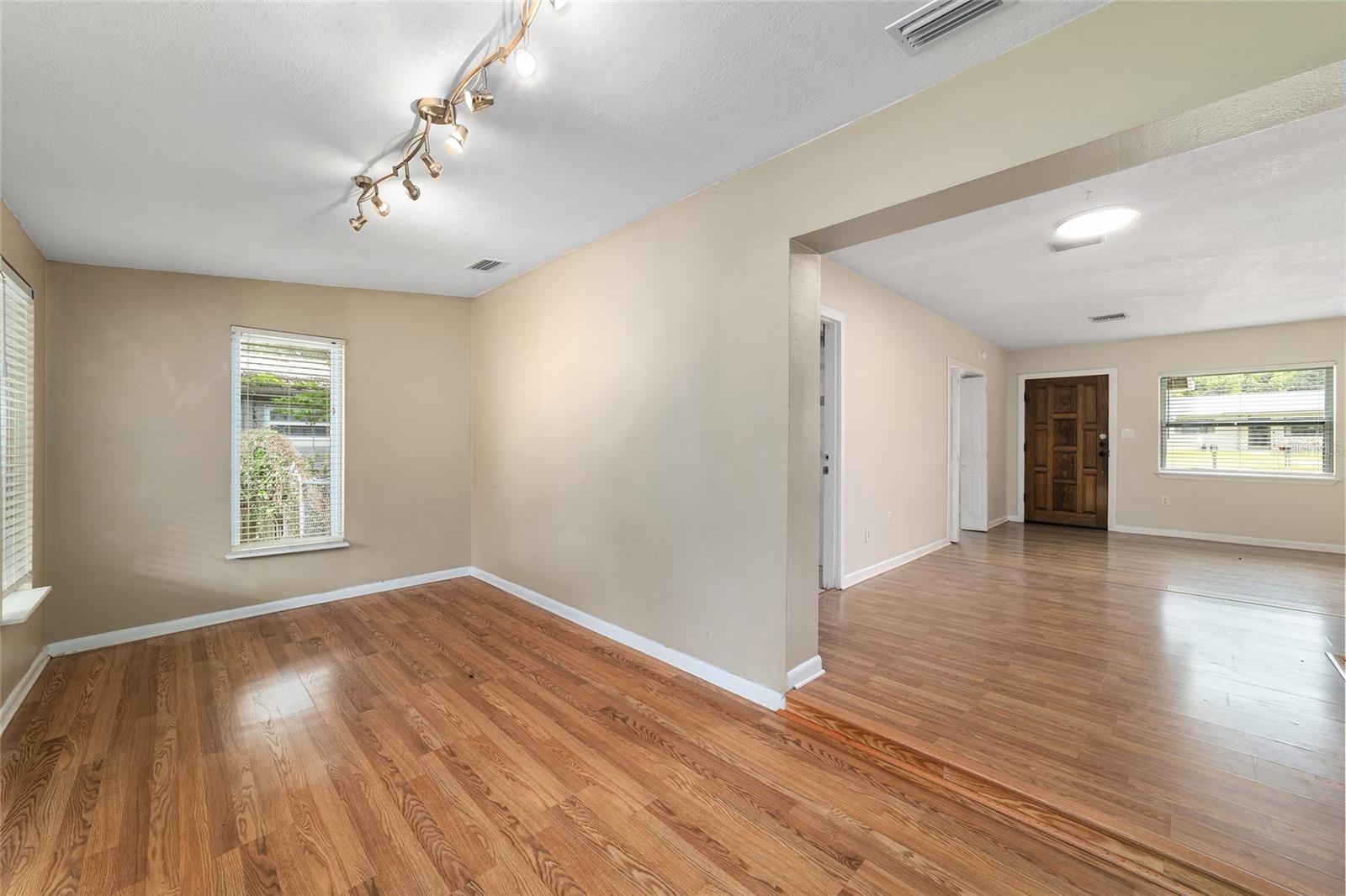 Image 23 of 46 For 2936 13th Street