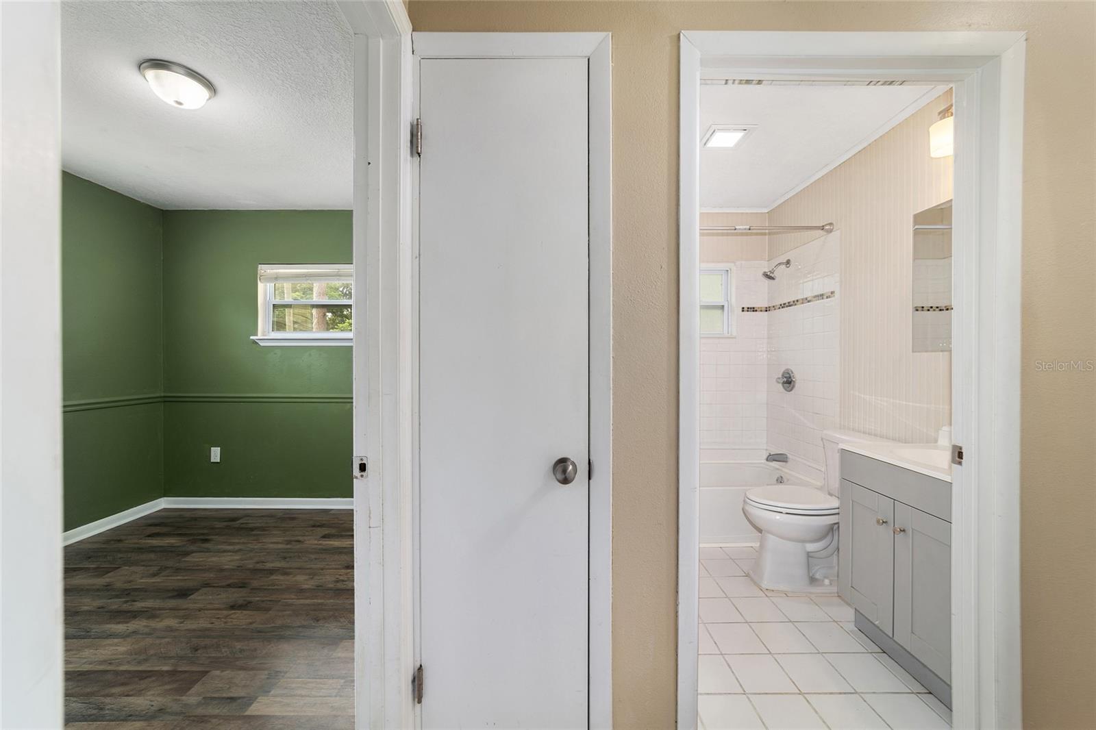 Image 33 of 46 For 2936 13th Street