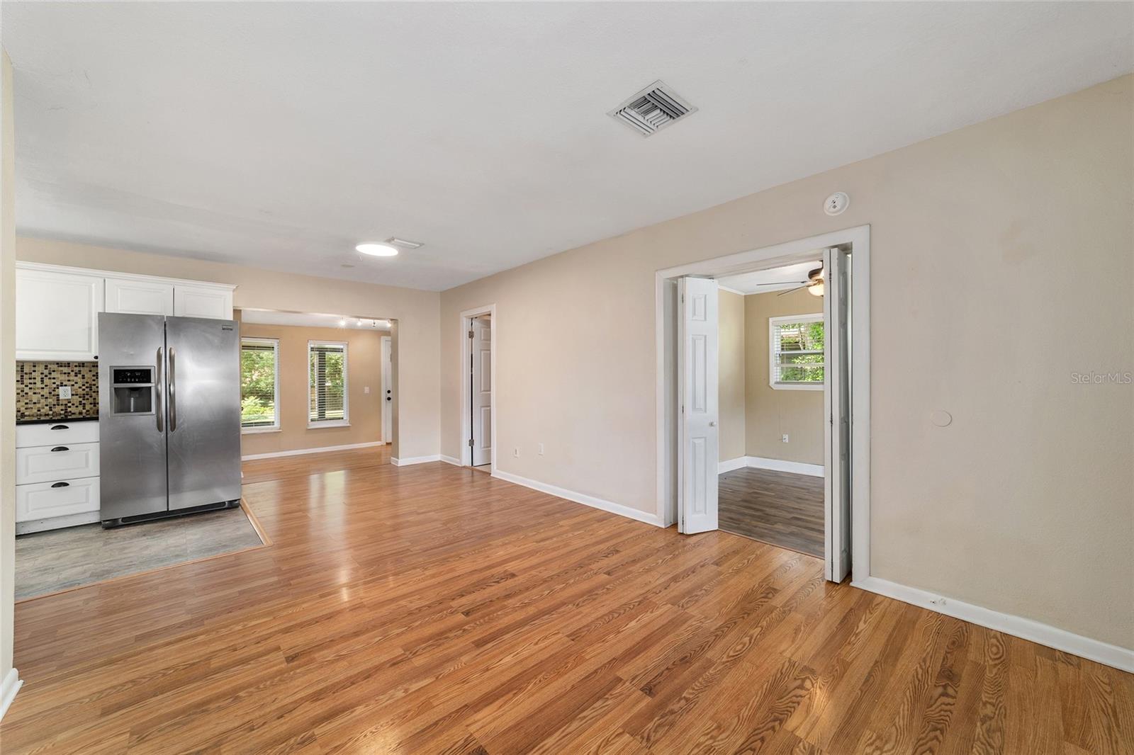 Image 6 of 46 For 2936 13th Street