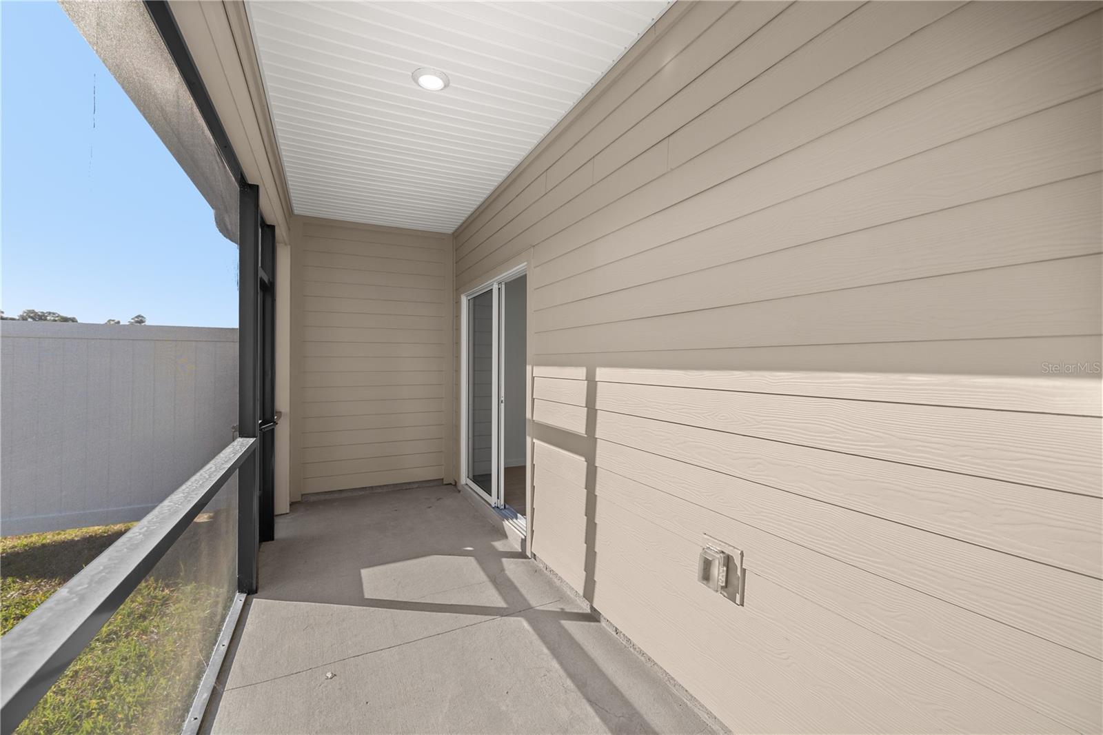 Image 3 of 21 For 3339 37th Avenue Road