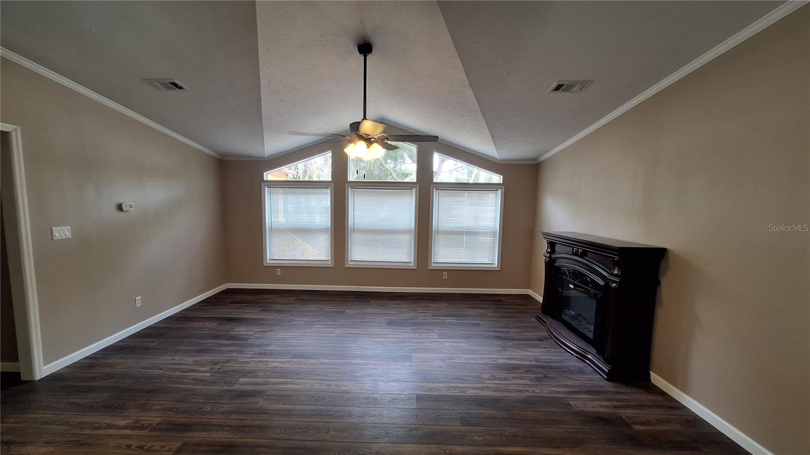 Image 53 of 75 For 2502 179th Avenue