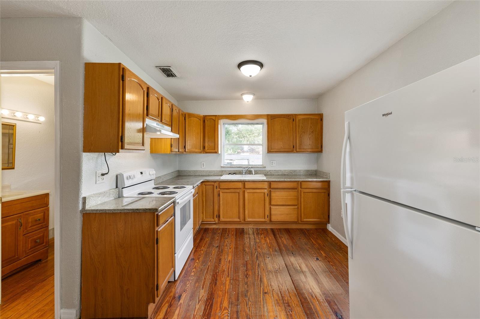 Image 14 of 24 For 1420 23rd Street