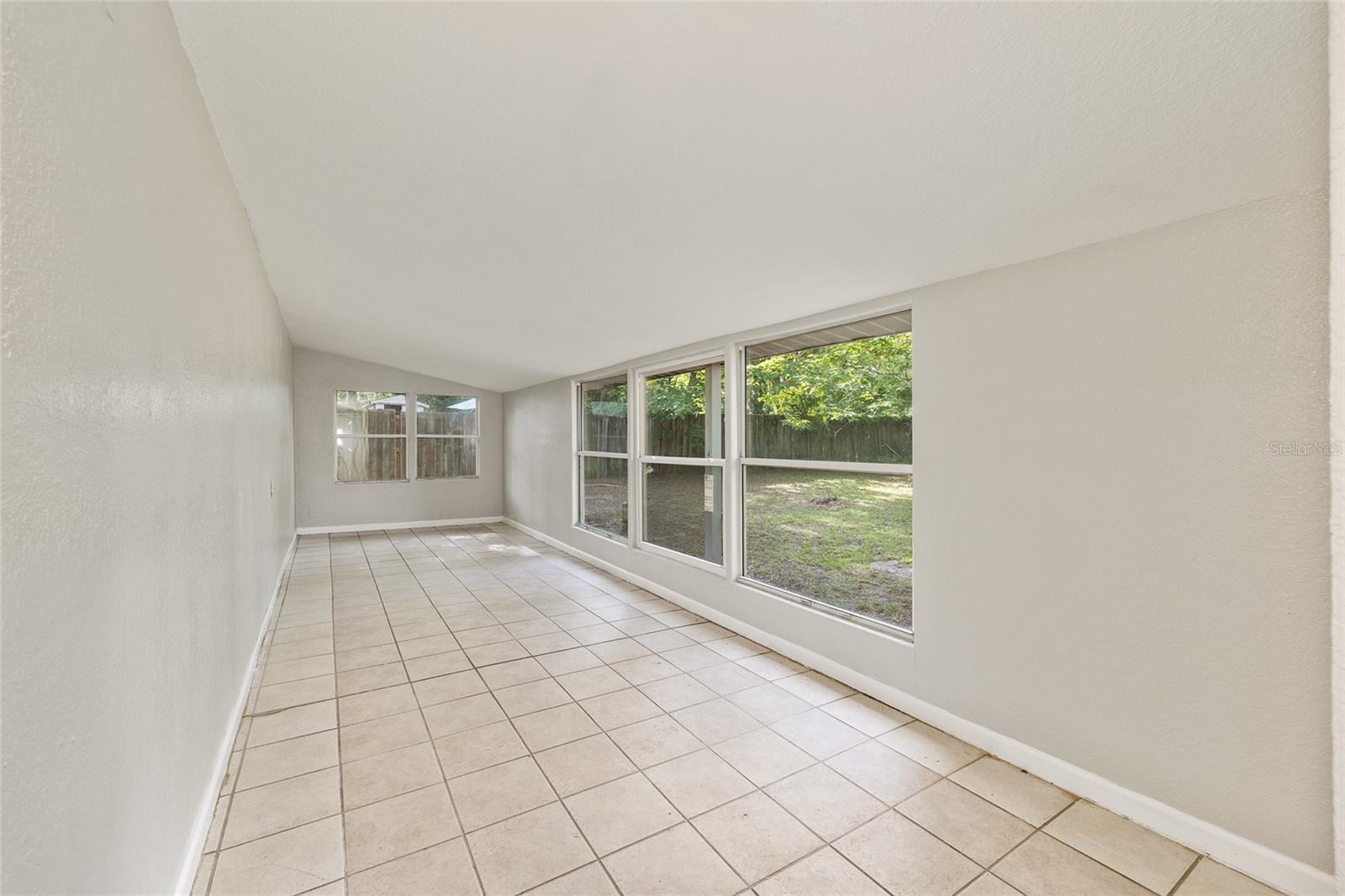 Image 21 of 24 For 1420 23rd Street