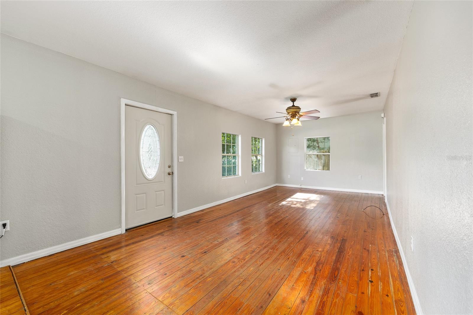 Image 8 of 24 For 1420 23rd Street