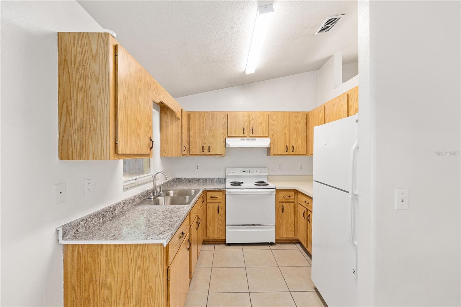Image 14 of 36 For 4680 28th Terrace