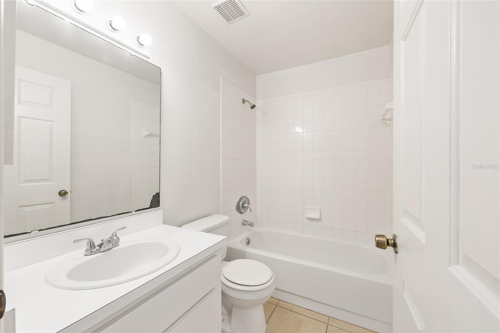 Image 16 of 36 For 4680 28th Terrace