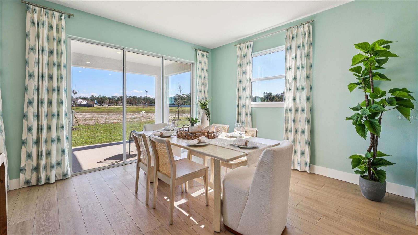 Listing photo id 12 for 11854 Memorial Drive
