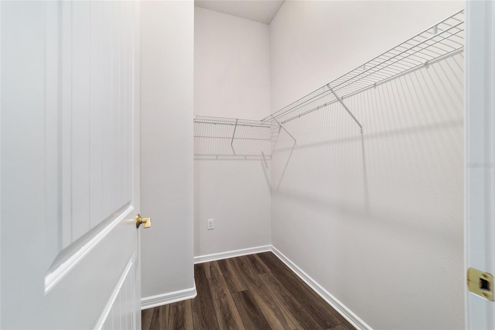 Image 40 of 59 For 8828 61st Loop