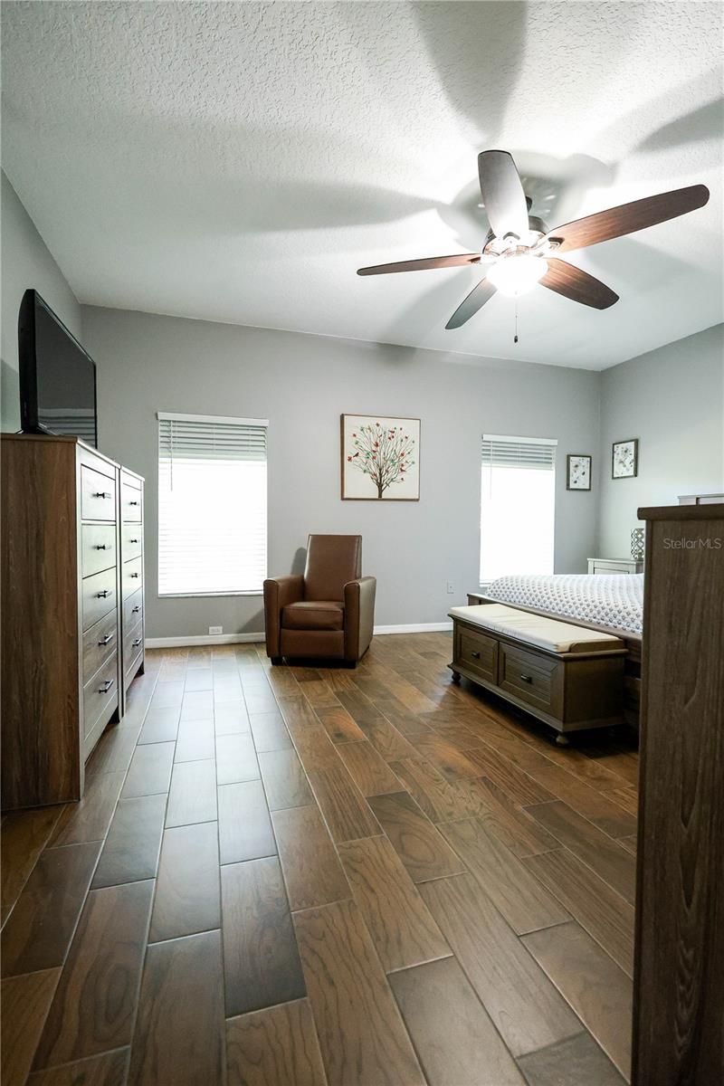 Image 16 of 32 For 19019 Callaway Court 39