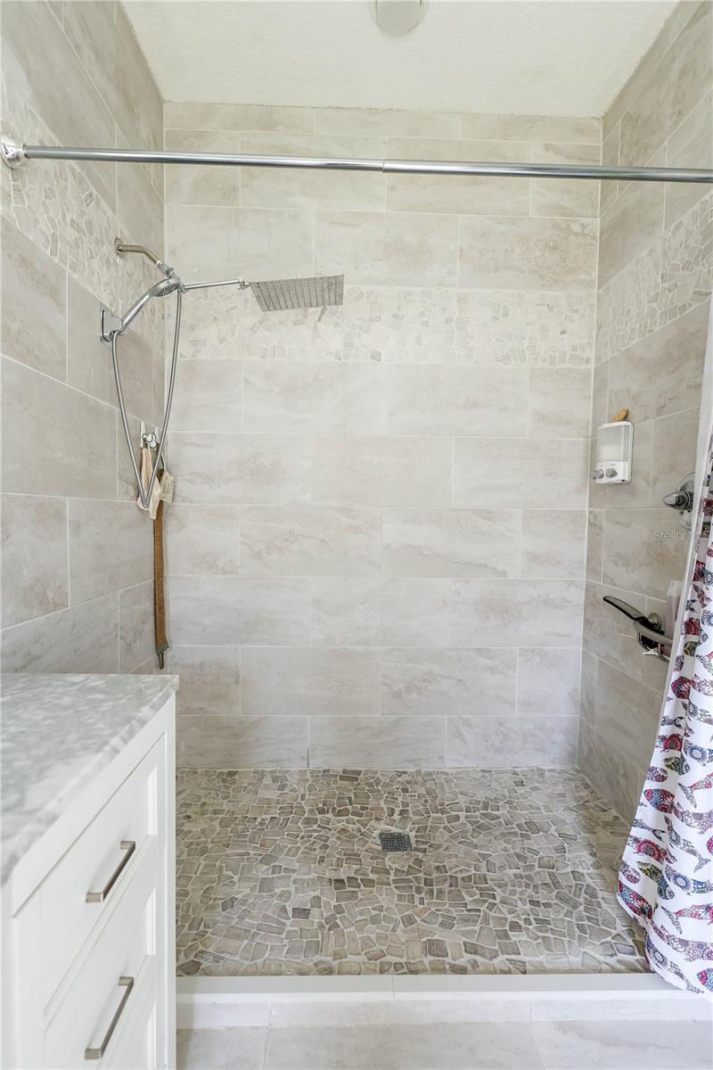Image 22 of 32 For 19019 Callaway Court 39