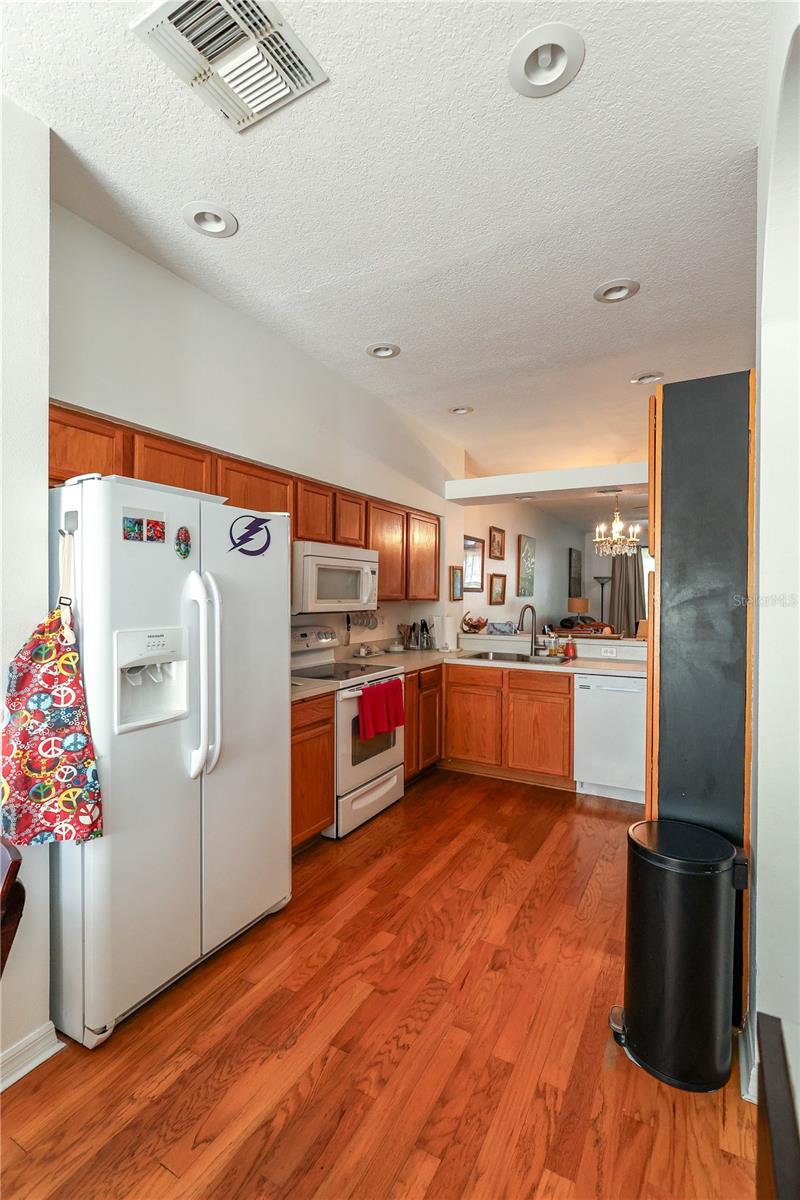 Image 7 of 32 For 19019 Callaway Court 39