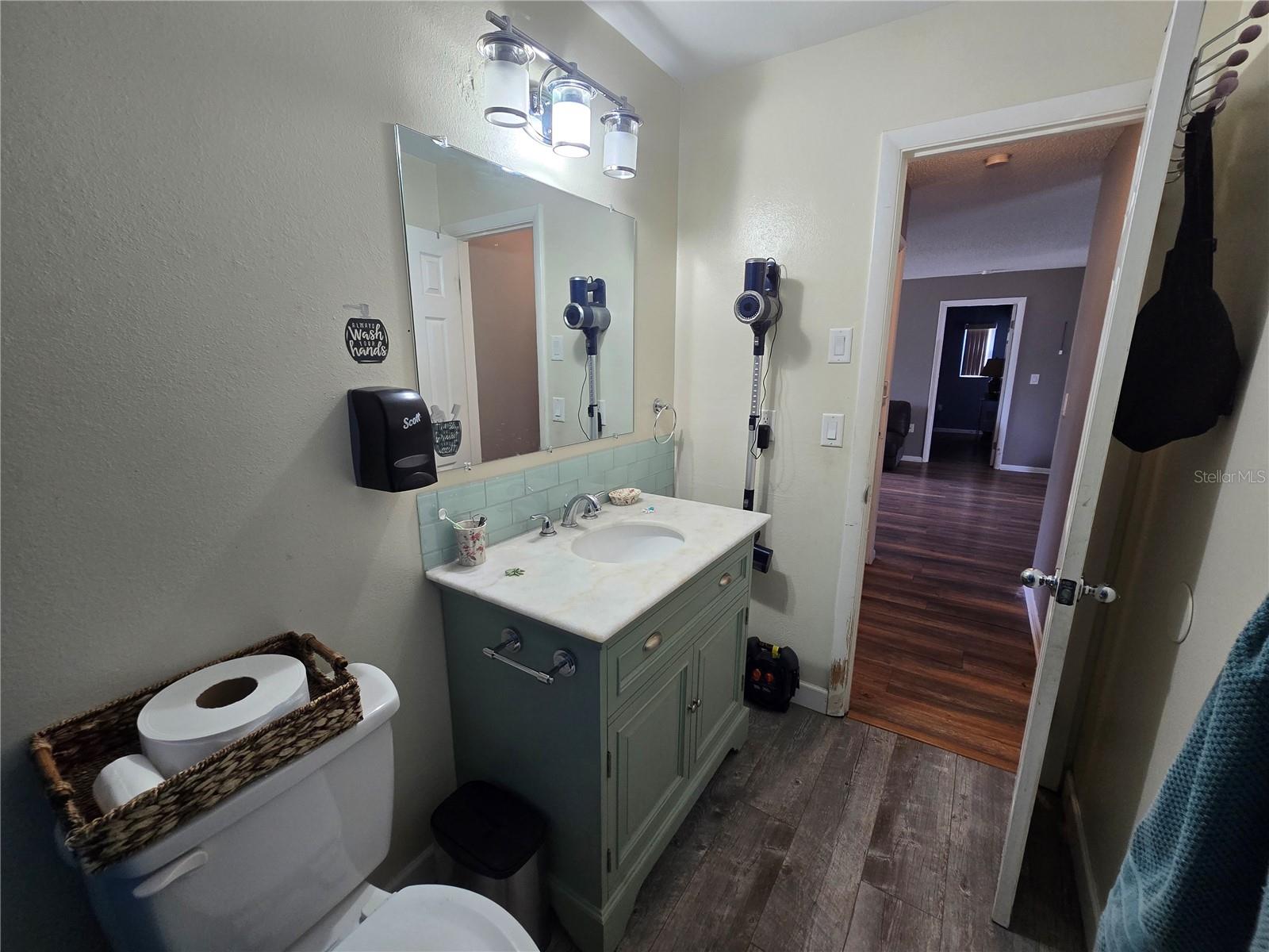Image 18 of 31 For 2154 Devon Drive