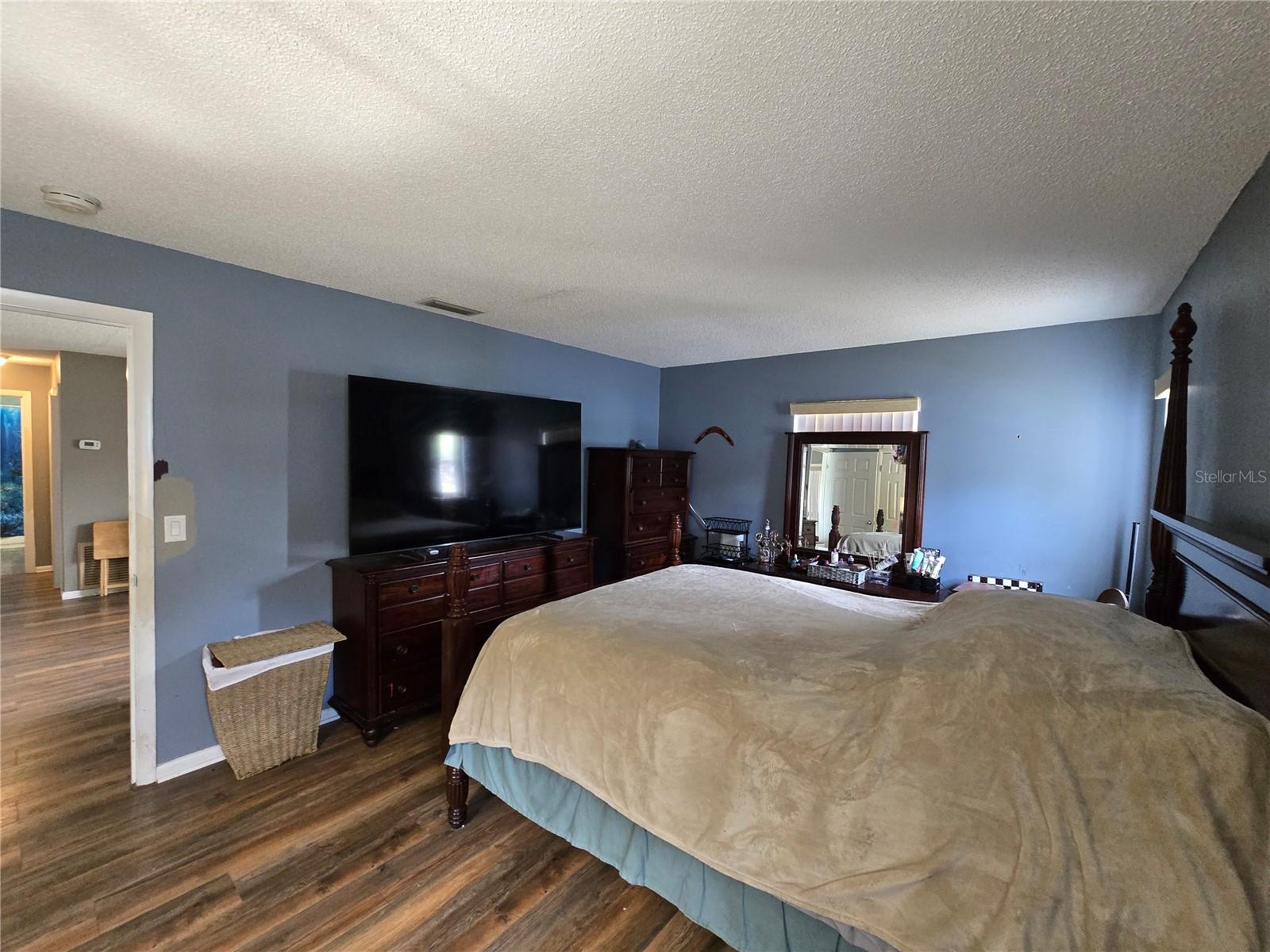 Image 19 of 31 For 2154 Devon Drive
