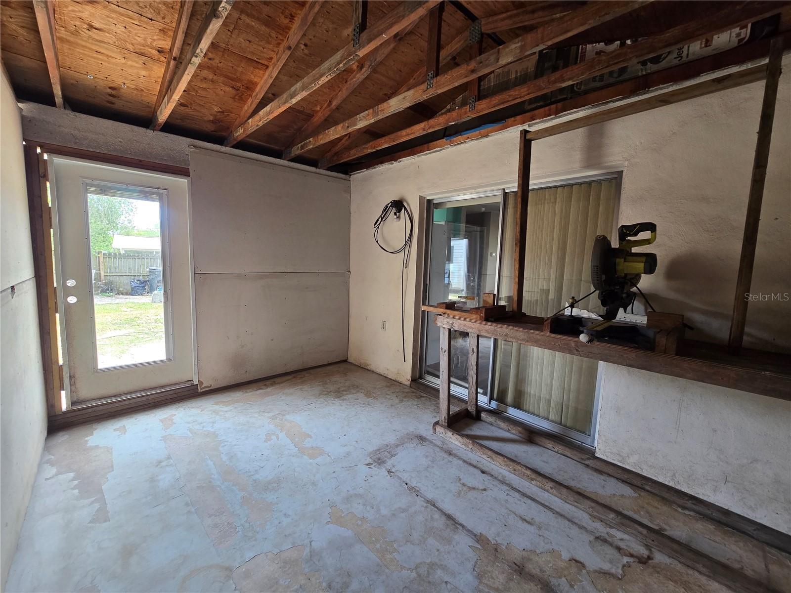 Image 28 of 31 For 2154 Devon Drive