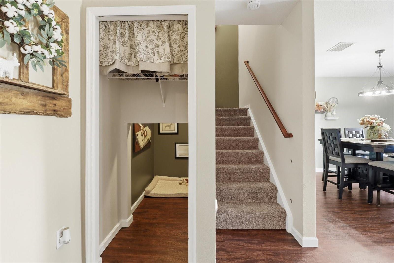 Image 10 of 50 For 9508 Dawnflower Avenue