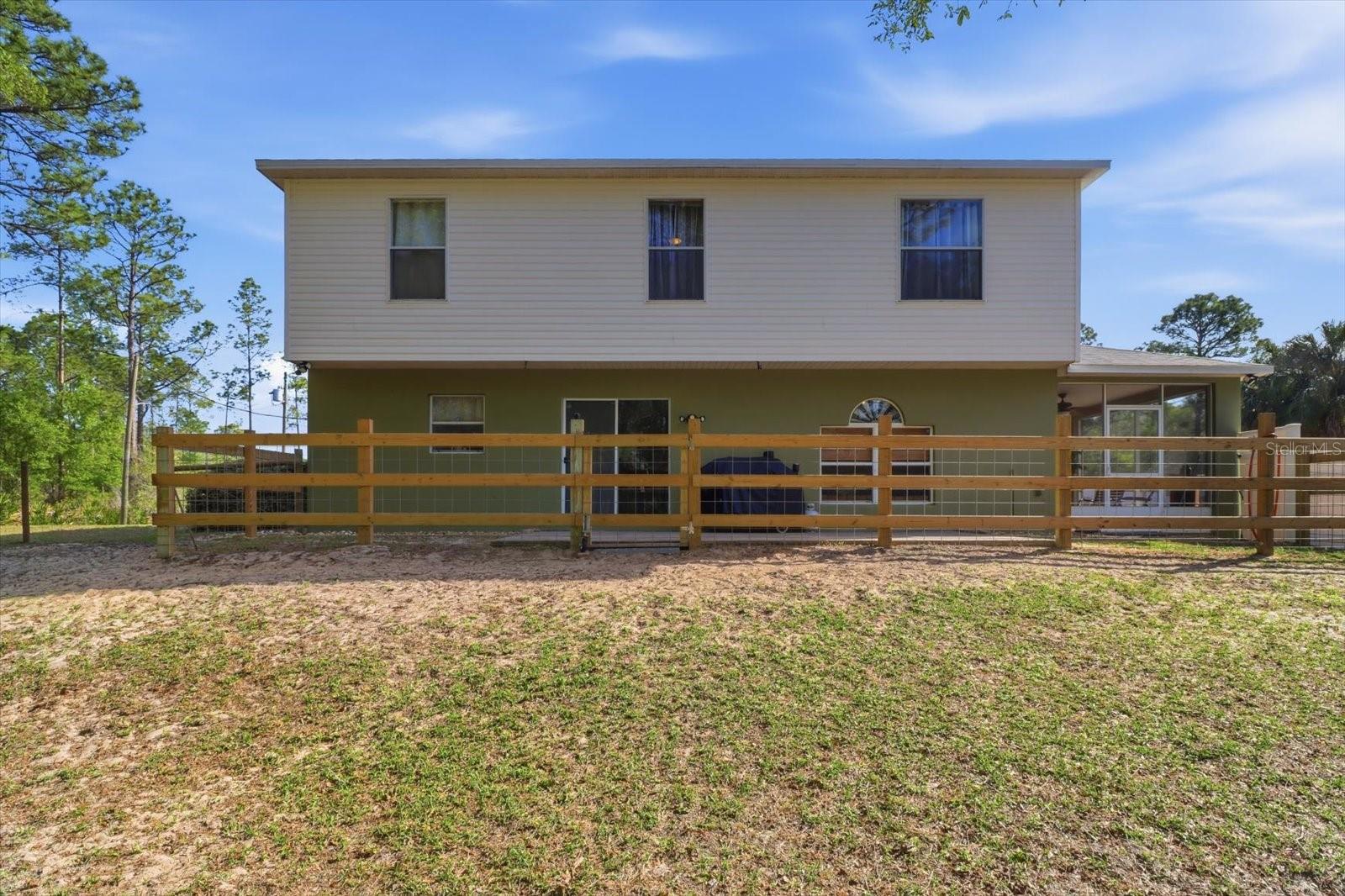 Image 41 of 50 For 9508 Dawnflower Avenue