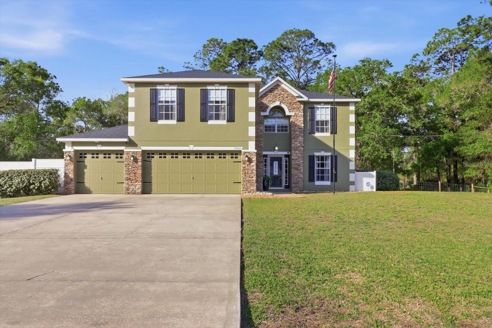 Image 5 of 50 For 9508 Dawnflower Avenue