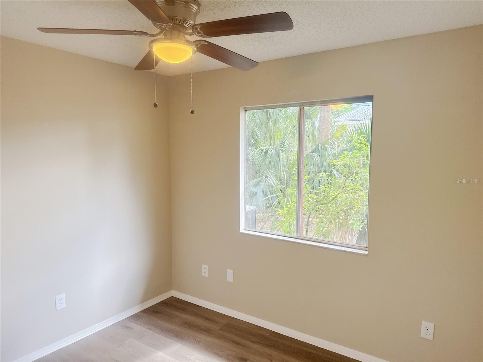 Image 13 of 30 For 11345 188th Avenue